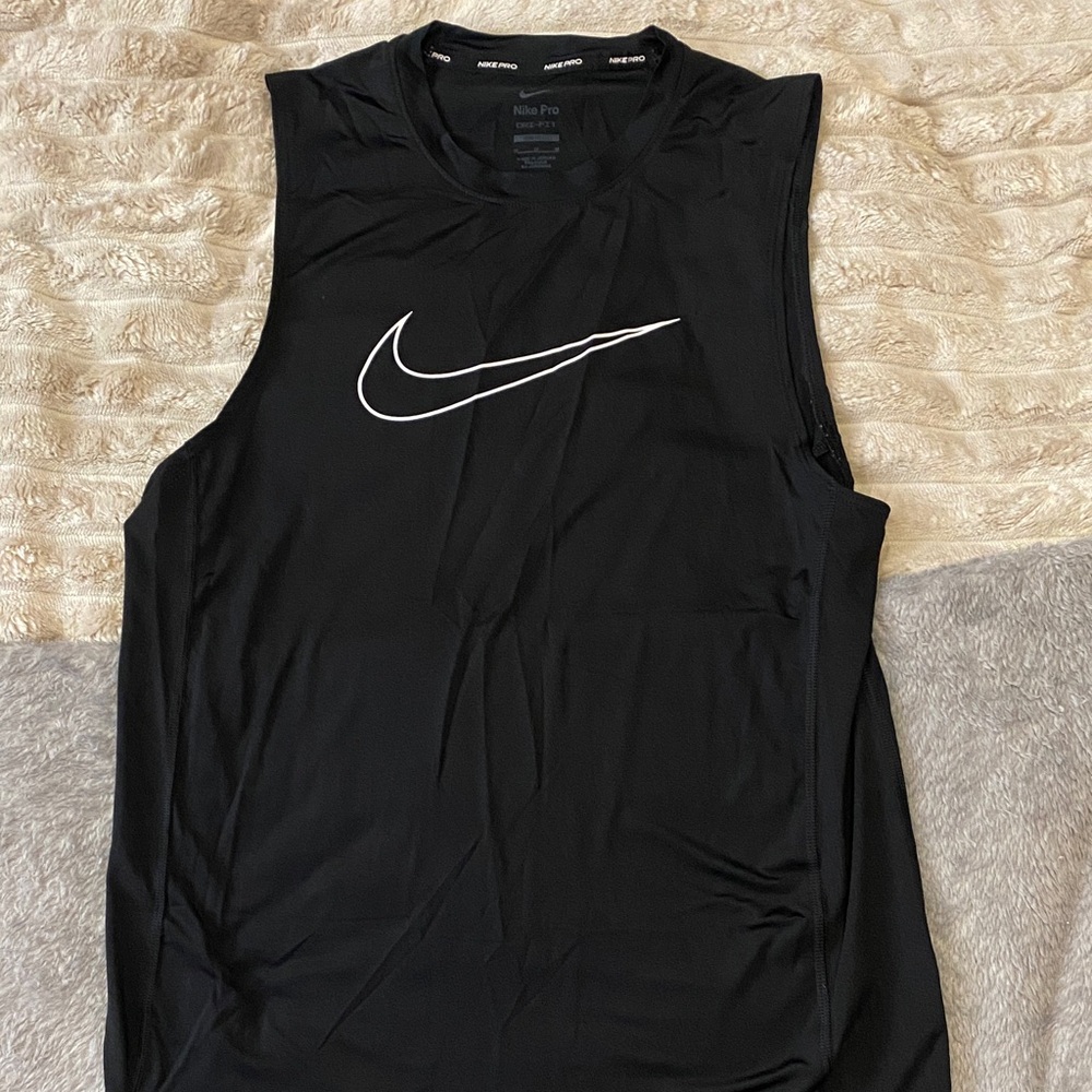 Nike Black Sleeveless Athletic Top